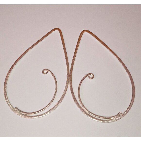 Beautiful Large Teardrop Findings Silver or Gold Plated - Picture 5 of 9